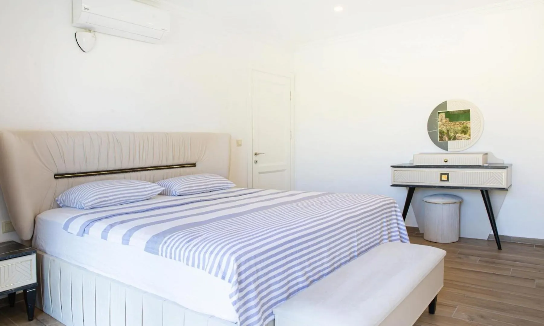 6Bedroom Villa With Pool In Yalikavak Bodrumbd4140  Bodrum